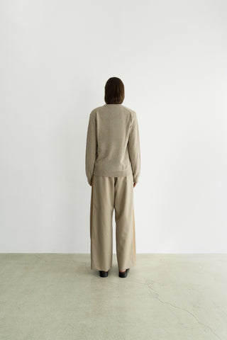 【予約受付中】AIRE Cashmere Crew Neck